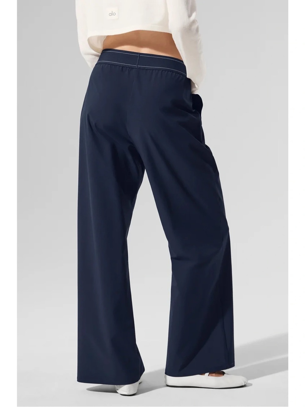 Alo Suit Up Trouser Navy (Sizes S-L) - Picture 2 of 3